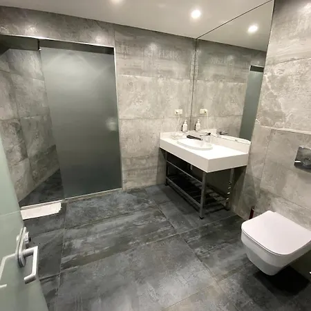 Erebuni Hotel Yerevan Exterior photo