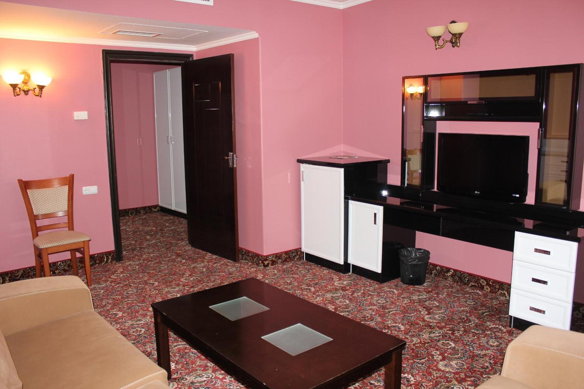 Erebuni Hotel Ereván