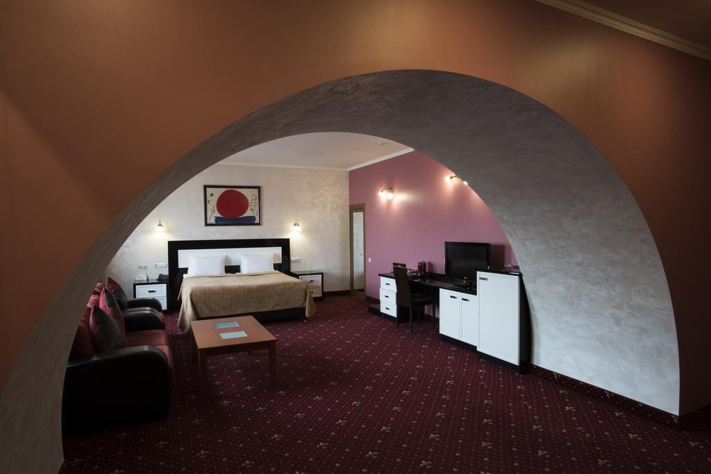 Hotel Erebuni